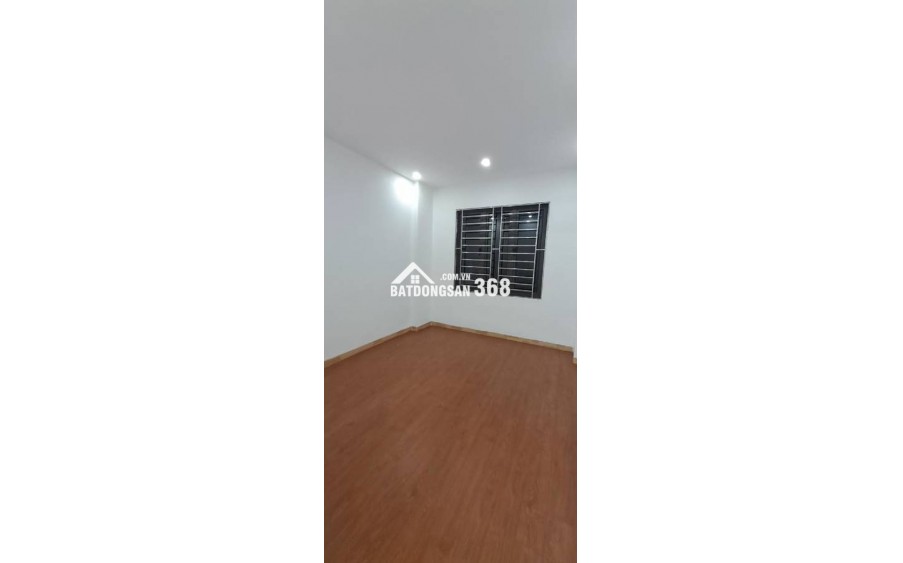 Bán nhà Thanh Lân - Lĩnh Nam - Hoàng Mai, DT 50m x 4 tầng. Ô tô đỗ cửa, 2 mặt thoáng