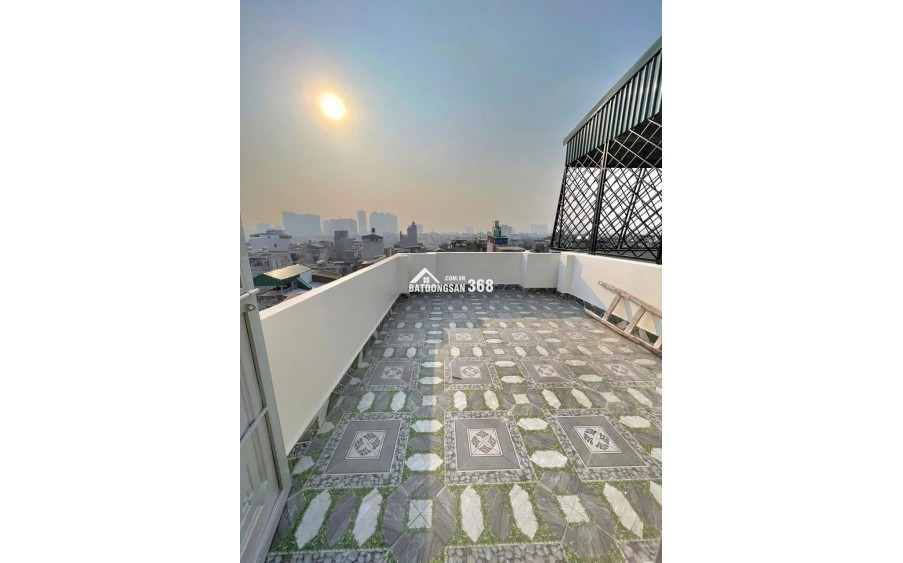 BÁN NHÀ KIM GIANG THANH XUÂN 8.5 TỶ 38M ĐẬP HỘP MỚI ĐẸP 1 CĂN ĐỘC LẬP THANG MÁY 20M Ô TÔ