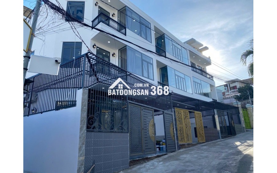 BÁN 3 CĂN NHÀ MỚI MÊ ĐÚC MỚI TINH MẶT TIỀN ĐƯỜNG MAI AN TIÊM PHƯỜNG VĨNH PHƯỚC