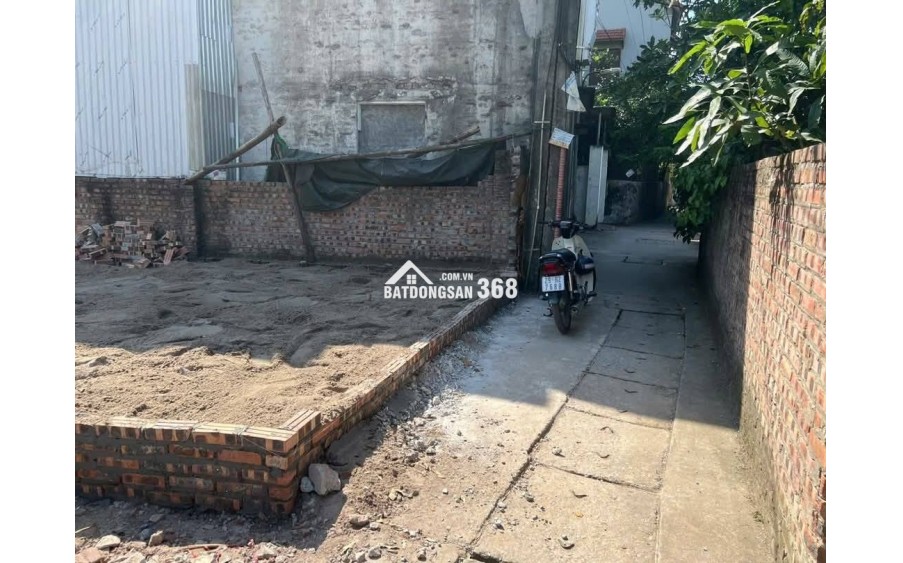 Bán đất thôn 3 Xã Vạn Phúc 64 m2 ngõ rộng oto 7 chỗ, ngay khu đấu giá
