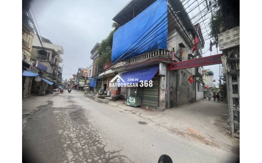 THANH TRÌ MẢNH ĐẤT ĐẸP ĐẦU TƯ sở hữu ngay lô góc 45m² Vạn 3 
 • Mặt tiền 5m, cực hiếm
 • Tiềm năng sinh lời cao, vị trí đẹp.
Chỉ dành cho khách