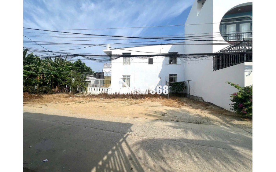 Bán lô góc tại xã Vĩnh Thạnh, Nha Trang . Giá : 2 tỷ 190 triệu