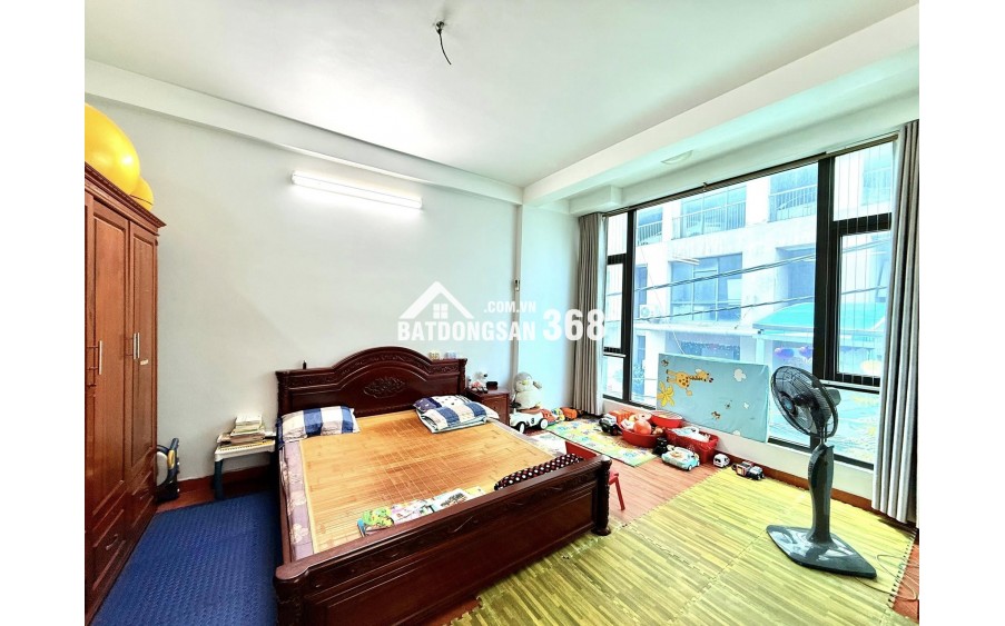 Bán hoa hậu mặt ngõ lớn phân lô 62m2 giá 16.5 tỷ ô tô tránh, kinh doanh tại Chùa Bộc Đống Đa