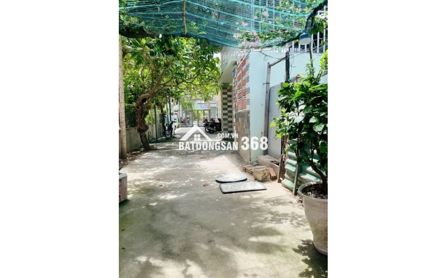 BÁN NHÀ 2 TẦNG HẺM Ô TÔ GẦN NHÀ HÀNG ĐỒNG XANH VĨNH NGỌC