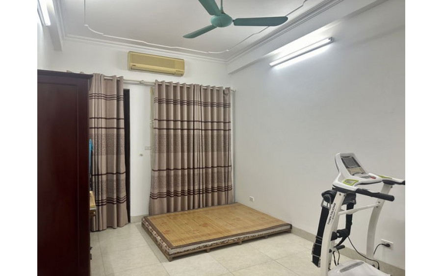 Bán nhà Định Công Thượng, DT 48m x 5 tầng, ô tô tránh, trung tâm phố Định Công