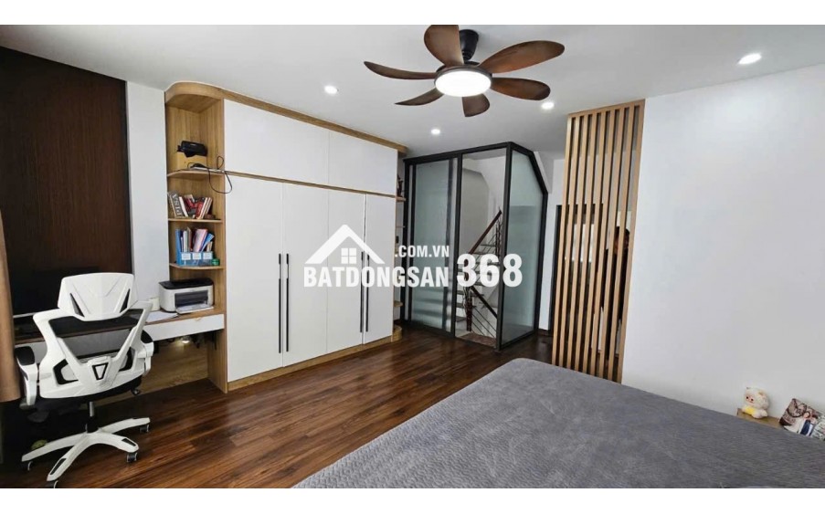 Bán nhà Văn Phú, Hà Đông - Lô góc, thang máy, ô tô, 6 Tầng, 40m, 4.8x8.2m, chỉ nhỉnh 10 tỷ