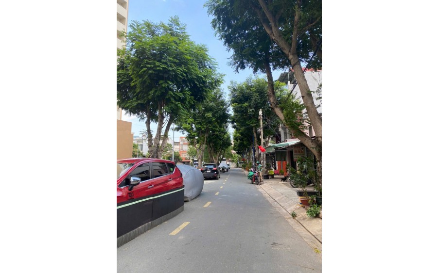 Nhận kí gởi mua bán nhà đất
