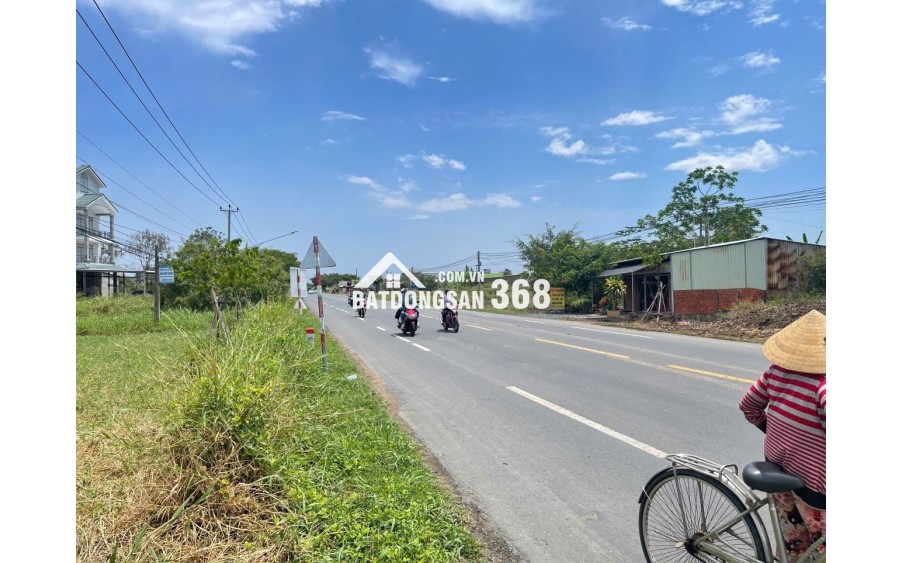 Bán đất MT QL50, 100m2 5x20m.Giá 700triệu. TP Gò Công.SHR sang sổ ngay