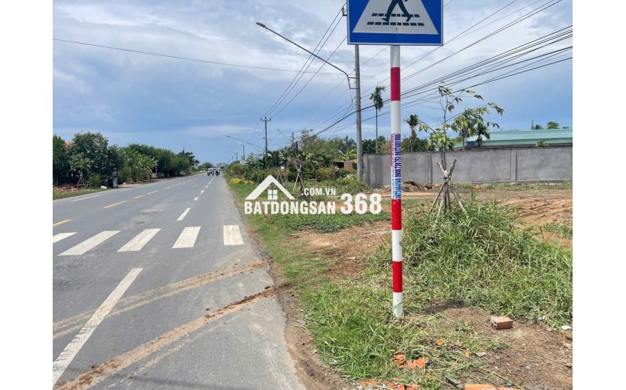 Bán đất MT QL50, 100m2 5x20m.Giá 700triệu. TP Gò Công.SHR sang sổ ngay
