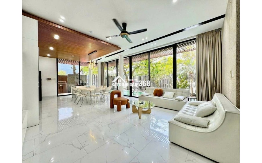 Bán biệt thự đẹp 2 mặt tiền gần sân bay quốc tế Đà Nẵng