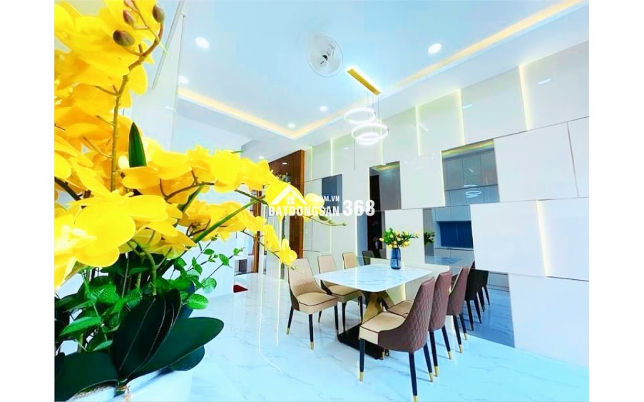 Bán nhà mặt phố mới đẹp đường Nguyễn Triệu Luật, Q. Bình Tân, vừa ở vừa kinh doanh