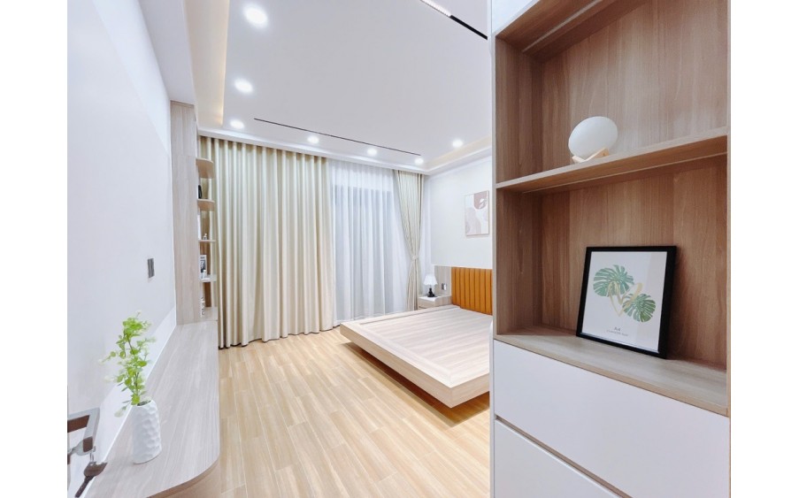 Q7-  BÁN NHÀ ĐƯỜNG HUỲNH TẤN PHÁT-  MỚI KEN FULL NỘI THẤT - KINH DOANH - Ở HẺM 6M THẲNG 1 TRỤC - Ô TÔ TRÁNH NHAU -HẺM  THÔNG  - 10.8 TỶ