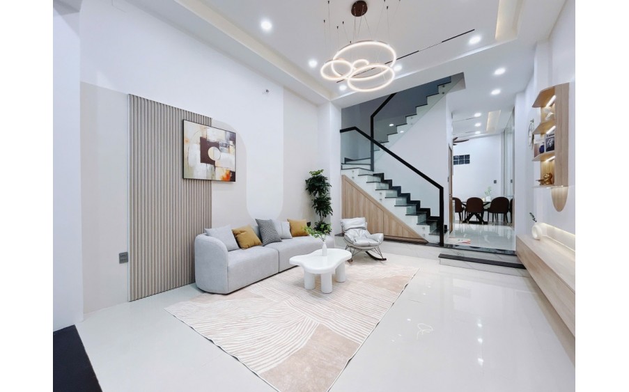 Q7-  BÁN NHÀ ĐƯỜNG HUỲNH TẤN PHÁT-  MỚI KEN FULL NỘI THẤT - KINH DOANH - Ở HẺM 6M THẲNG 1 TRỤC - Ô TÔ TRÁNH NHAU -HẺM  THÔNG  - 10.8 TỶ