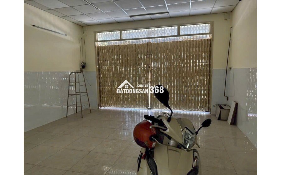 Bán nhà mặt phố Tân Hòa Đông, Q.6, 10 tỷ, sổ hồng