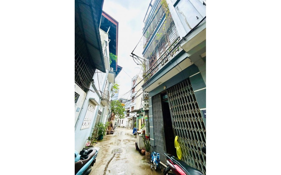 Bán nhà Nam Dư - Lĩnh Nam - Hoàng Mai, DT 33m x 4 tầng, Ô tô vào nhà, ngõ thoáng