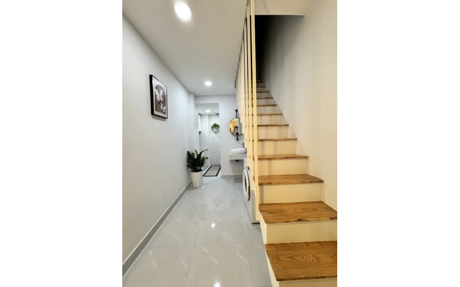 Bán nhà Pn p1 phan đình phùng, hẻm xe hơi, 25 m2 1 trệt 1 lầu, sổ tại nhà giá 4,95 tỉ