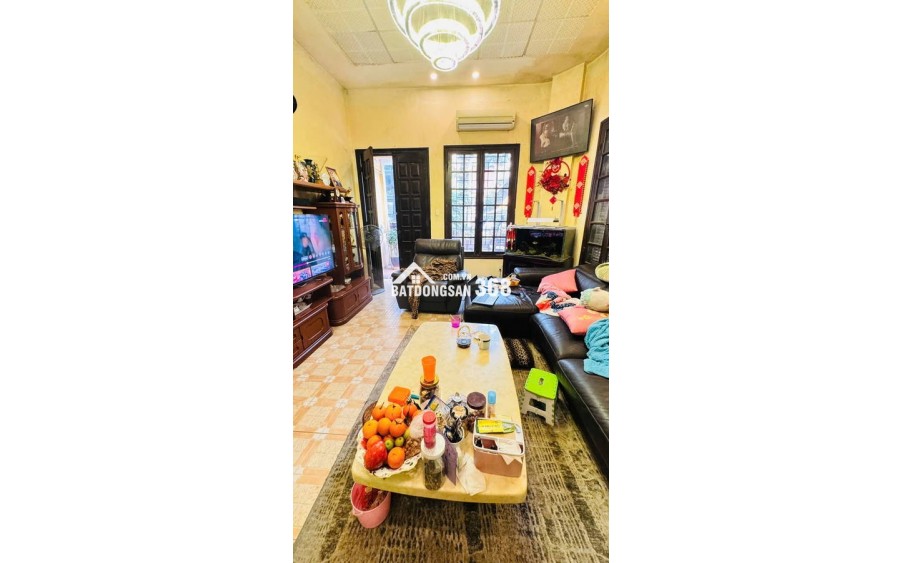 BÁN BIỆT THỰ MẶT PHỐ TRIỆU VIỆT VƯƠNG, HAI BÀ TRƯNG, 200M2 3 TẦNG GIÁ 42 TỶ- KINH DOANH ĐA DẠNG,0978834597