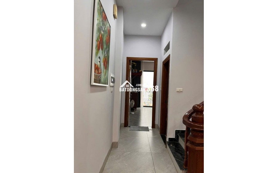 Bán nhà Tam Trinh 60m x 5 tầng. Full nội thất, nhà đẹp lung linh ở luôn, gần ô tô.