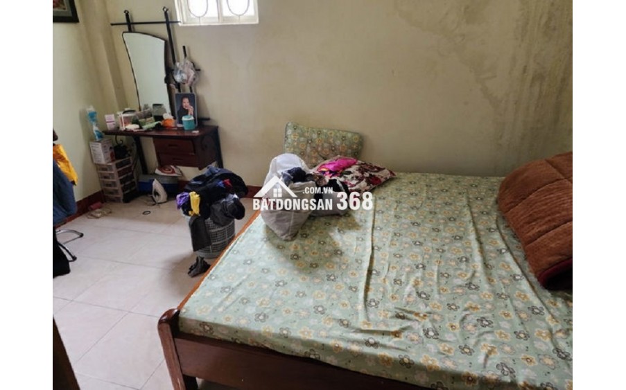 Bán nhà phố Nguyễn Chính - Hoàng Mai, DT 35m x 4 tầng. Ô tô tránh, vài bước ra mặt phố
