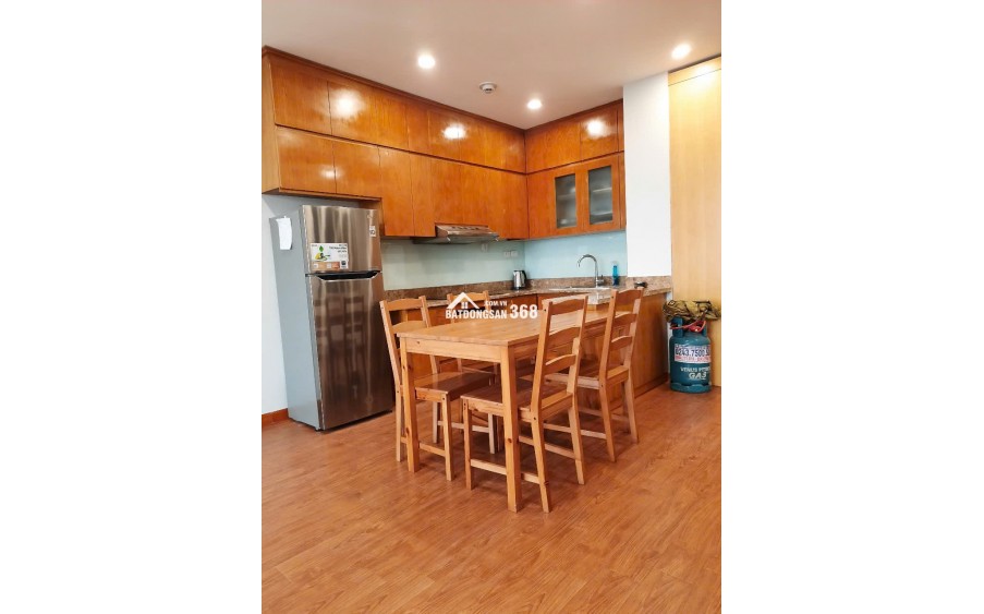 Chính Chủ bán Chung cư Lạc Long Quân – Tầng Cao – View Hồ - Ở sường – 70m2 chào 7 Tỷ