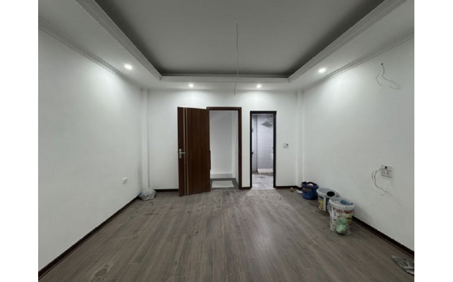 Bán nhà phố Nam Dư - Lĩnh Nam - Hoàng Mai, DT 30m x 5 tầng, cách 10m ra đường ô tô
