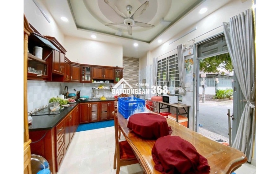 NHÀ LÔ GÓC PHẠM VĂN CHIÊU THÔNG THOÁNG, YÊN TĨNH, SẠCH SẼ 8.6VND