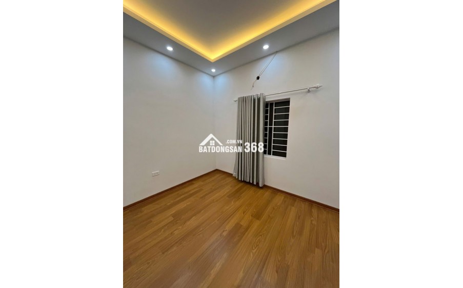 Cực Hiếm Nhà Dân Xây Mới 4 Tầng Tây Hồ - Vài Bước Ra Ô TÔ