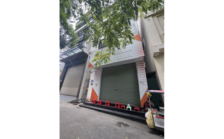 Bán nhà phố Minh Khai - Hai Bà Trưng. DT 107m x 3 tầng. Sát mặt phố Minh Khai, ô tô tránh