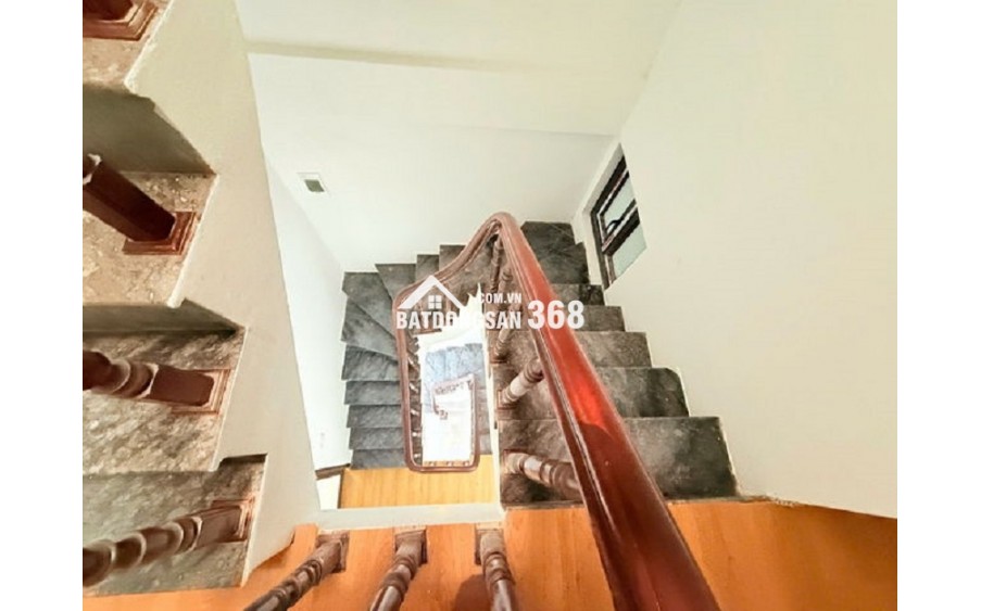 Lĩnh Nam - Hoàng Mai 50m x 4 tầng, trước nhà ô tô tránh, kinh doanh đỉnh, giá hợp lý