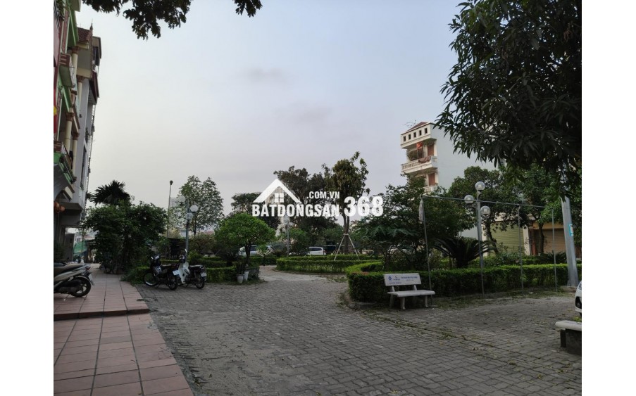 Căn góc - Khu phân lô Tái Định cư - mặt đường Tam Trinh. Nhà View Công Viên Mini, Hồ điều hòa. Giá 14,5 Tỷ