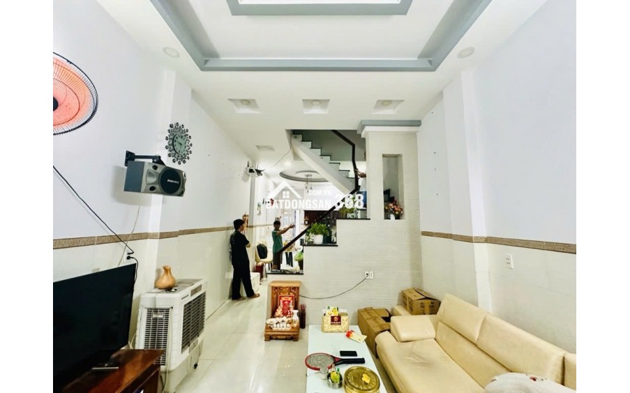Nhà đẹp kiên cố - Ngay Hiệp Thành City - Hẻm xe hơi Trần Thị Hè - 4x17m - 3 tầng - 4.75 tỷ