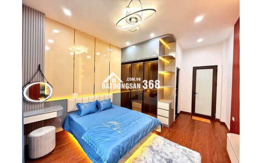 Chính chủ cần bán gấp nhà Hoàng Văn Thái 50m giá 13 tỷ khu phân lô quân đội , ô tô tránh