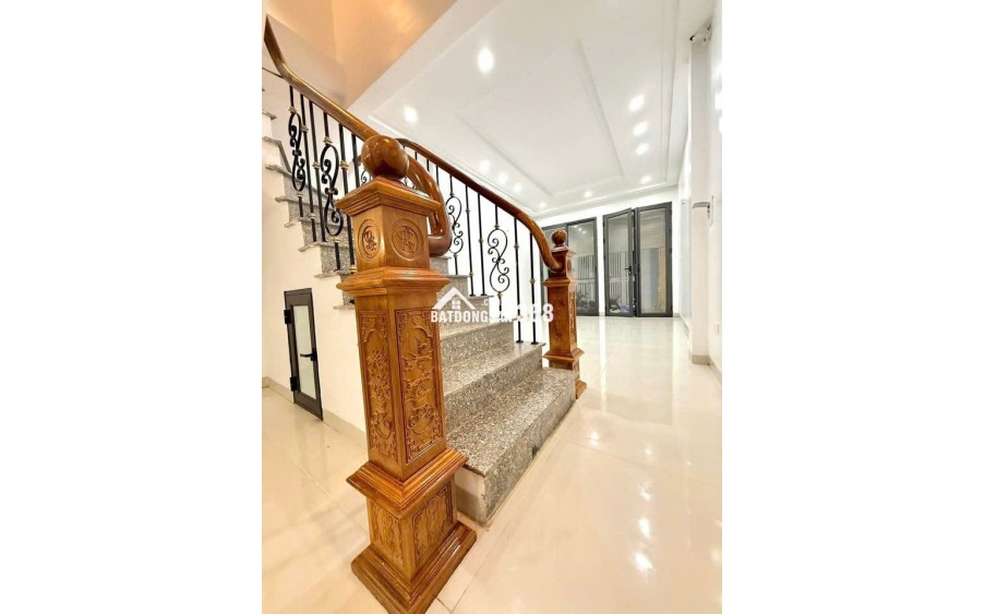 CHÍNH CHỦ CẦN BÁN NHÀ LIỀN KỀ 86M GIÁ 20.5 TỶ , VĂN KHÊ HÀ ĐÔNG Ô TÔ TRÁNH , KINH DOANH .