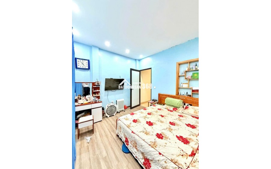 CHÍNH CHỦ CẦN BÁN NHÀ 43M GIÁ 5.75 TỶ , TÂY SƠN ĐỐNG ĐA CÁCH 10 RA PHỐ
