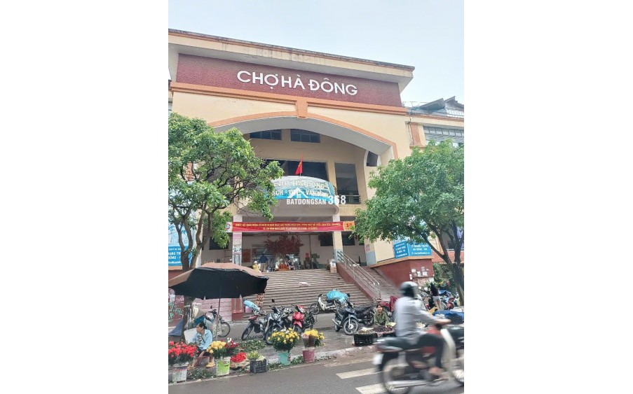 VÍP Lô góc Bà Triệu,Hà Đông,Dt 35m,4 tầng, giá 6 tỷ. Gần Ôtô, kinh doanh