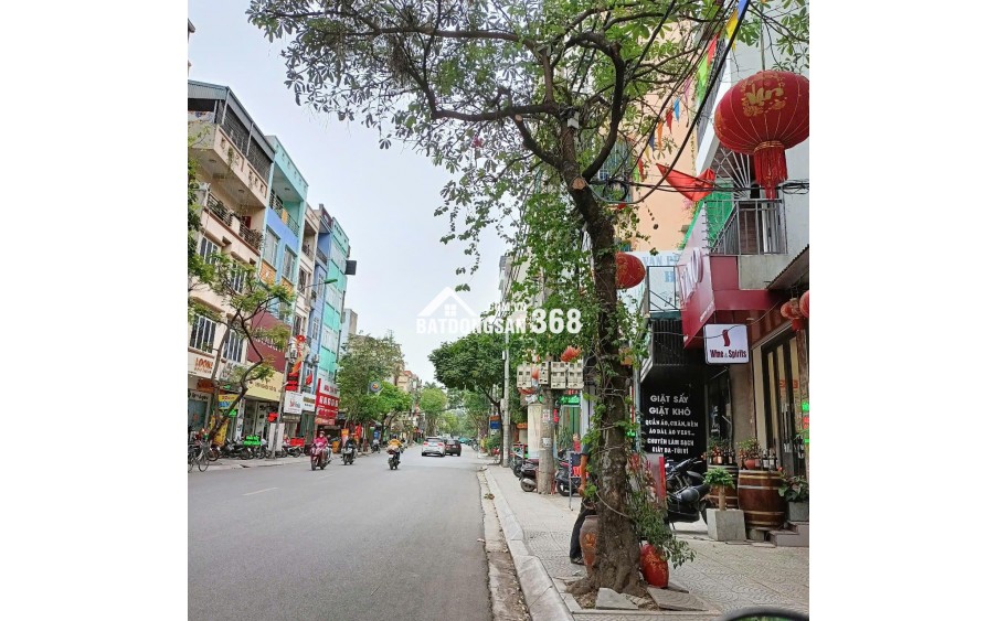 VÍP Lô góc Bà Triệu,Hà Đông,Dt 35m,4 tầng, giá 6 tỷ. Gần Ôtô, kinh doanh