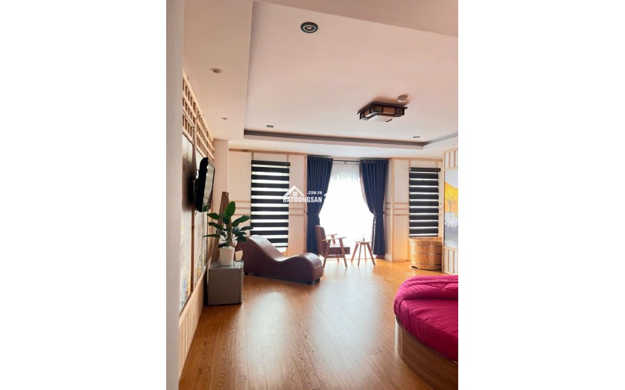Khách sạn Khu Phố Tây Tp Đà Nẵng