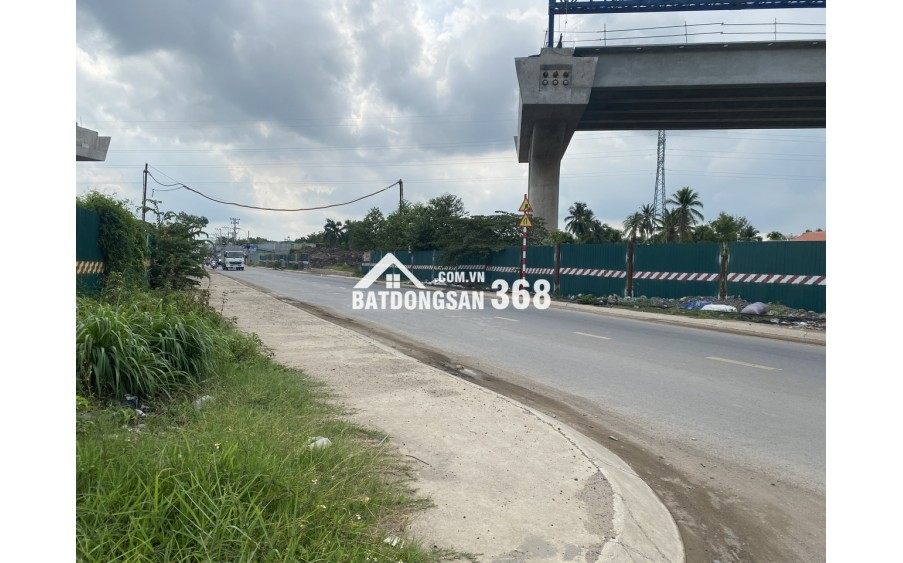 NHÀ 3 TẦNG MỚI XÂY – CÁCH NGUYỄN DUY TRINH VÀI BƯỚC – HẺM Ô TÔ TRÁNH – CHỈ 4.3 TỶ