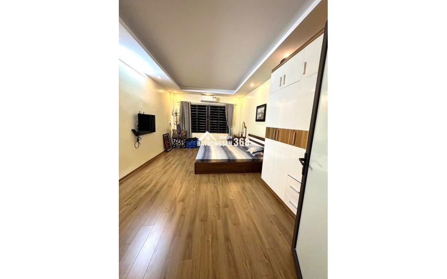 Bán Nhà Đại Đồng Vĩnh Hưng 38m 5 Tầng 4 Phòng Tặng Hết Nội Thất Sổ Đỏ