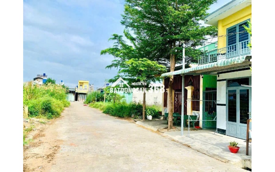 Với 1 tỷ3 là sở hữu lô đất ecocity TT. ĐỨC HOÀ, kdc đông đúc hiện hữu, an cư kinh doanh