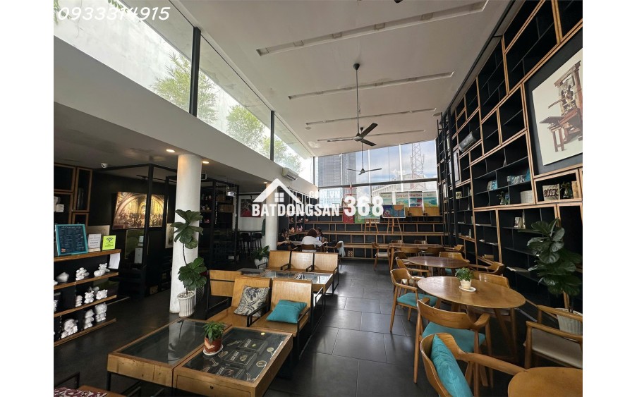 CHO THUÊ 200M2 NGÕ NGUYỄN THỊ MINH KHAI, Q.1, GIÁ 300 TỶ, SỔ HỒNG