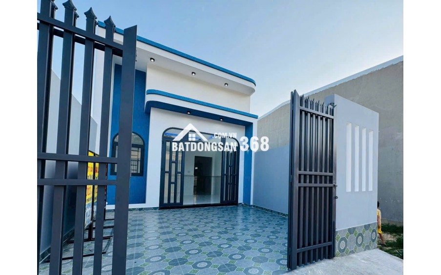 Bán nhà cấp 4 - 690tr - hẻm xe hơi - SHR