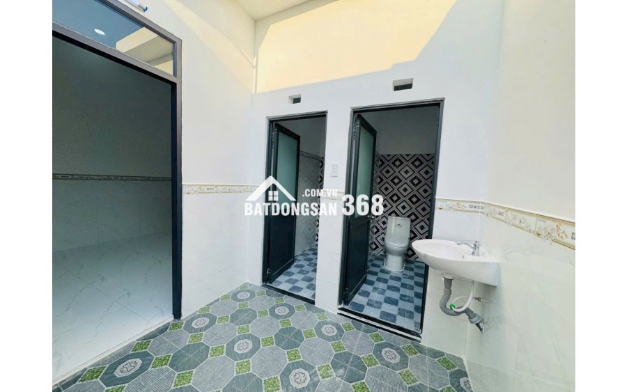 Bán nhà cấp 4 - 690tr - hẻm xe hơi - SHR