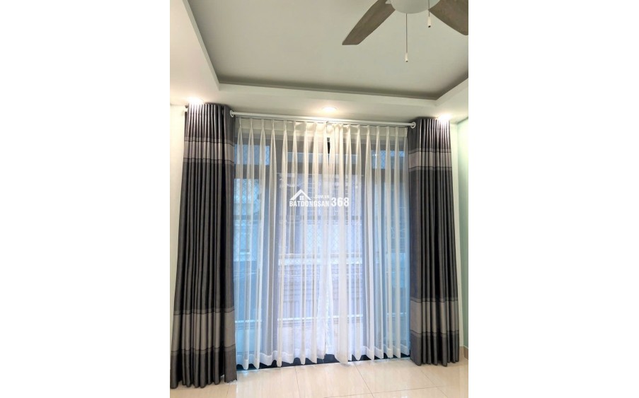 Bán nhà 1 trệt 3 lầu Gò Vấp cách đường 150m, có thể làm văn phòng, để ở kết hợp cho thuê