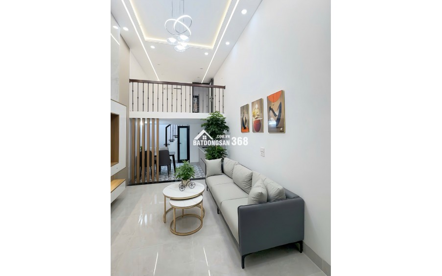 Nhà đẹp hai mặt ngõ Tôn Đức Thắng, 30m2, 6.1 tỷ, nhà xây tâm huyết, thiết kế hiện đại, khu vực trung tâm nhiều tiện tích.