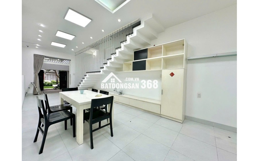 BÁN NHÀ KHU ĐẶNG THỦY TRÂM - VIEW CV - ĐẠI HỌC VĂN LANG- 80M2 ( 4X20 ) - 4 TẦNG - ĐƯỜNG 20M - CÓ VỈA HÈ - 15.X
