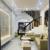 SIÊU PHẨM ĐƯỜNG LÁNG - GIÁP RANH CẦU GIẤY - VỊ TRÍ CỰC HIẾM 79M CHỈ 15.8 TỶ