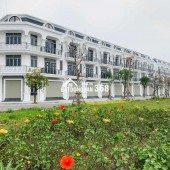 Bán căn liền kề Calyx Residence 319 Đông Anh sổ đỏ chính chủ view vườn hoa.