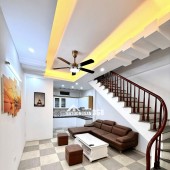 Bán hoa hậu mặt ngõ lớn phân lô 62m2 giá 16.5 tỷ ô tô tránh, kinh doanh tại Chùa Bộc Đống Đa