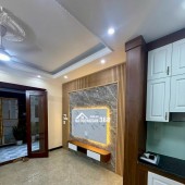 Bán nhà 5 tầng phố Vĩnh Hưng – chỉ hơn 6 tỷ - đầy đủ nội thất